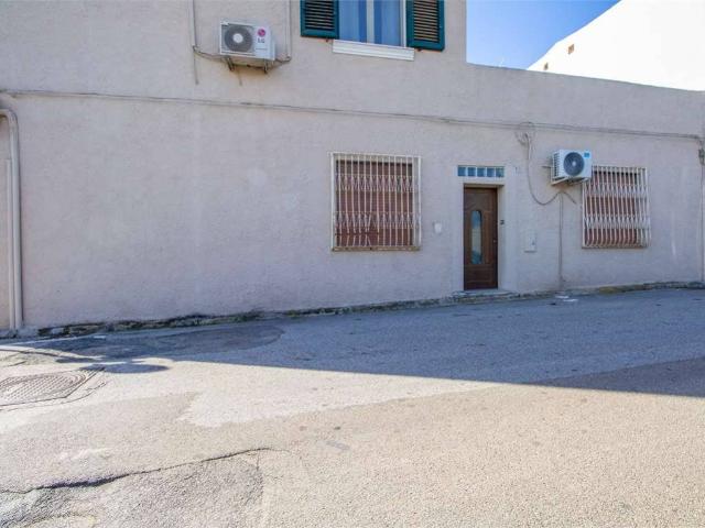 Appartamento in vendita a Cagliari CA