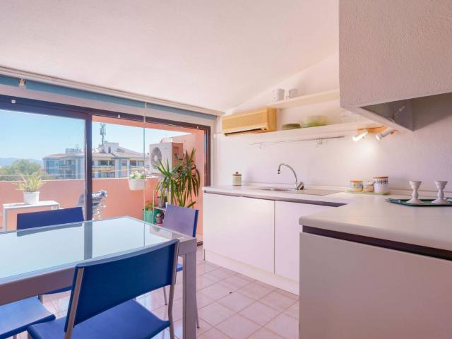 Appartamento in vendita a Cagliari, Quartiere del Sole
