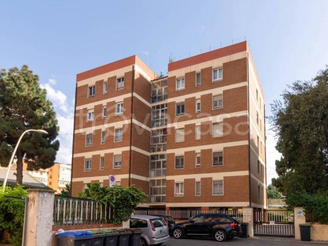 Appartamento in vendita a Cagliari via Capitanata, 2, La Vega Regioni