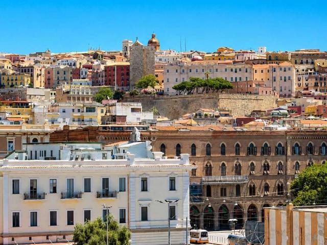 Appartamento in vendita a Cagliari
