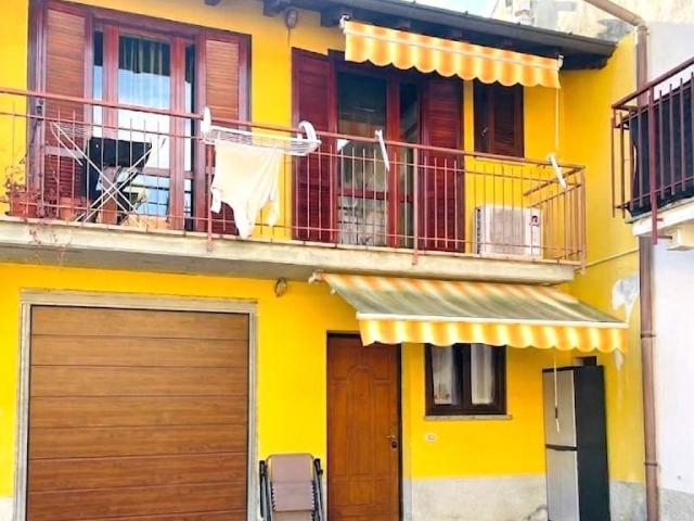 Appartamento in vendita a Cairate VA