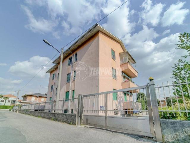 Appartamento in vendita a Cairate VA