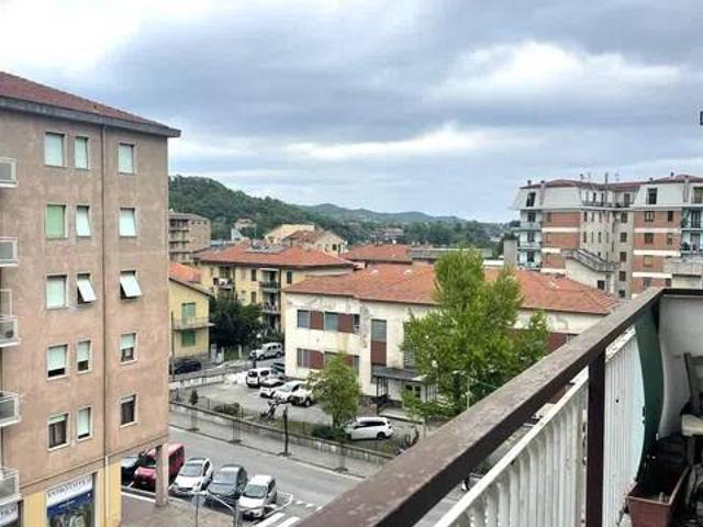 Appartamento in vendita a Cairo Montenotte SV