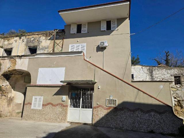 Appartamento in vendita a Caivano NA
