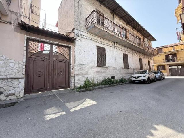 Appartamento in vendita a Caivano NA