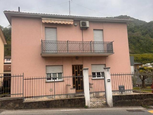 Appartamento in vendita a Calolziocorte LC