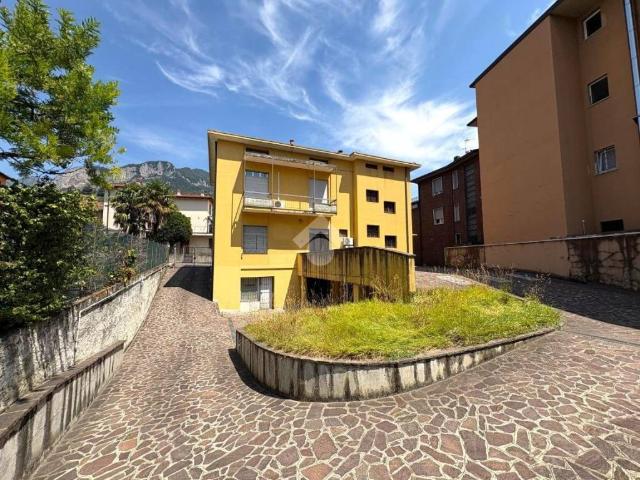 Appartamento in vendita a Calolziocorte LC