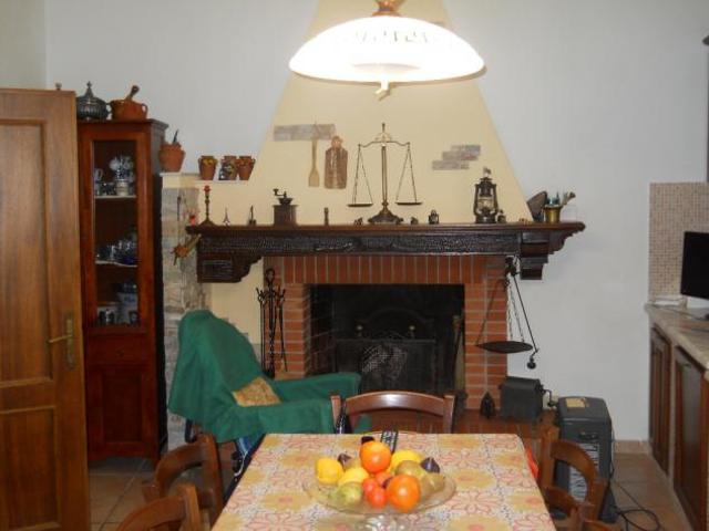 Appartamento in vendita a Calci 140 mq Rif: 1265984