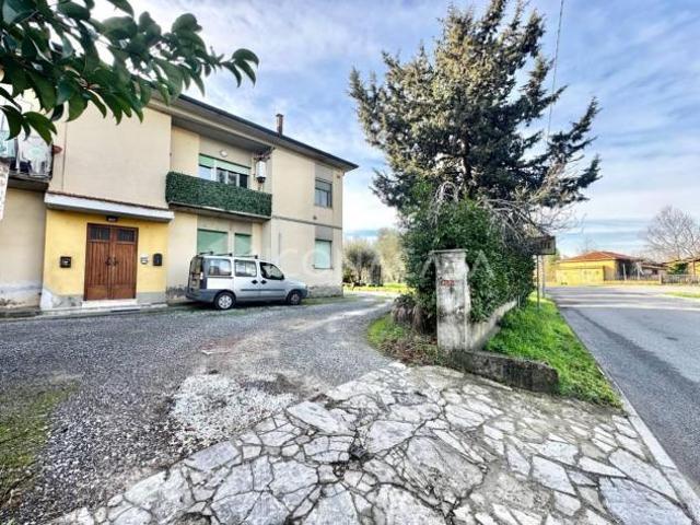 Appartamento in vendita a Calcinaia 110 mq Rif: 1399327