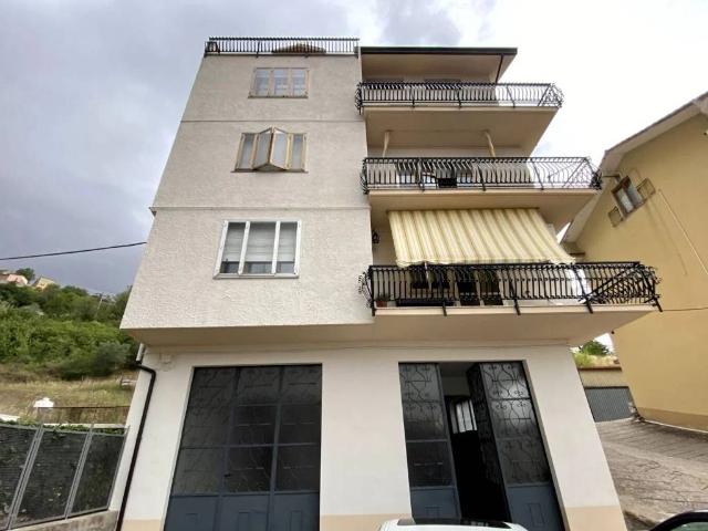 Appartamento in vendita a Calitri AV