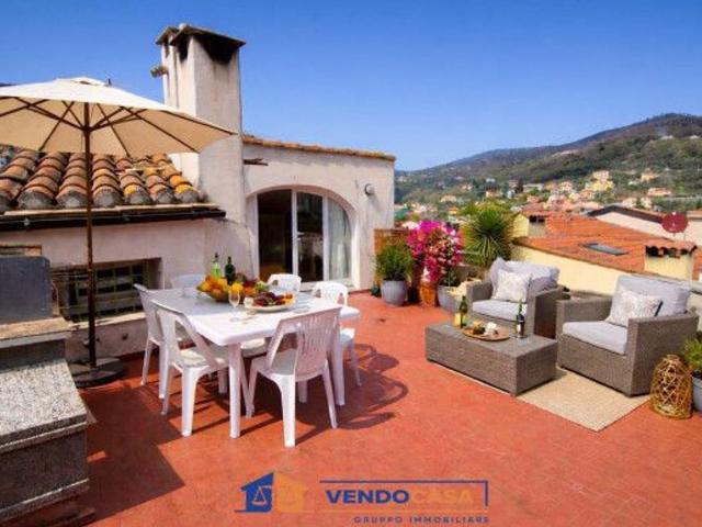 Appartamento in vendita a Calice Ligure
