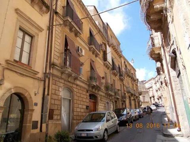 Appartamento in vendita a Caltagirone CT