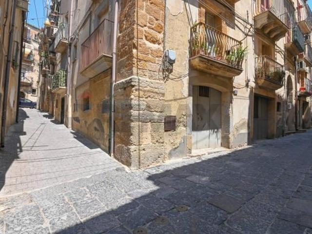 Appartamento in vendita a Caltagirone
