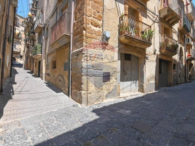 Appartamento in vendita a Caltagirone