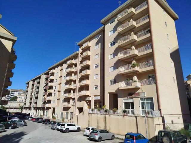 Appartamento in vendita a Caltanissetta CL