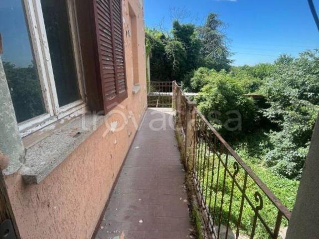 Appartamento in vendita a Calusco d'Adda via Giovanni Verga