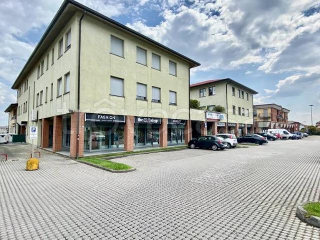 Appartamento in vendita a Calusco d'Adda via san rocco, 698