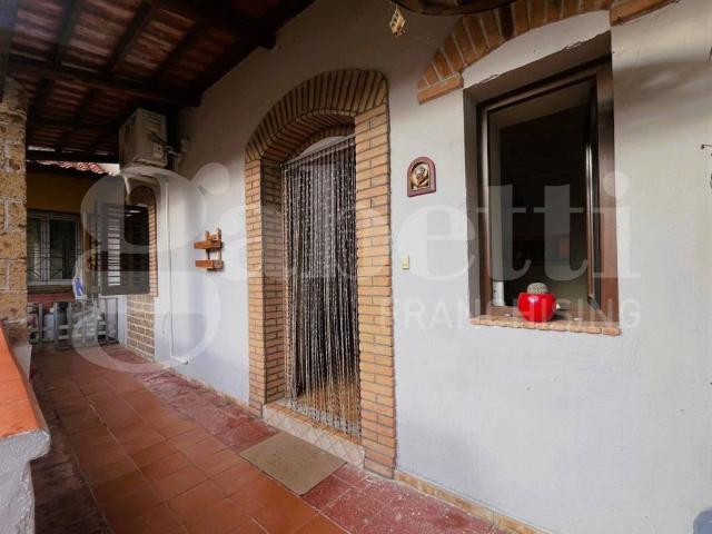 Appartamento in vendita a Calvi Risorta CE