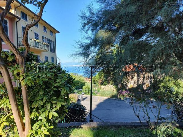 Appartamento in vendita a Camogli GE