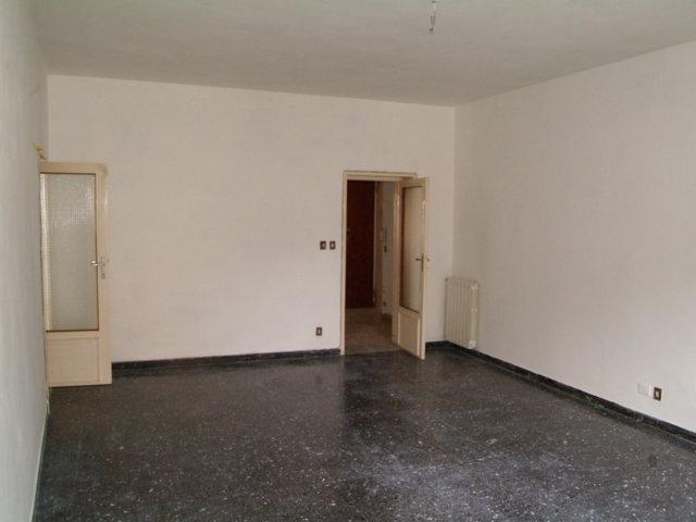 APPARTAMENTO in VENDITA a CAMAIORE di 5 vani