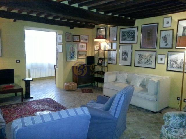 Appartamento in vendita a Camaiore LU