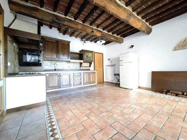 Appartamento in vendita a Camaiore LU