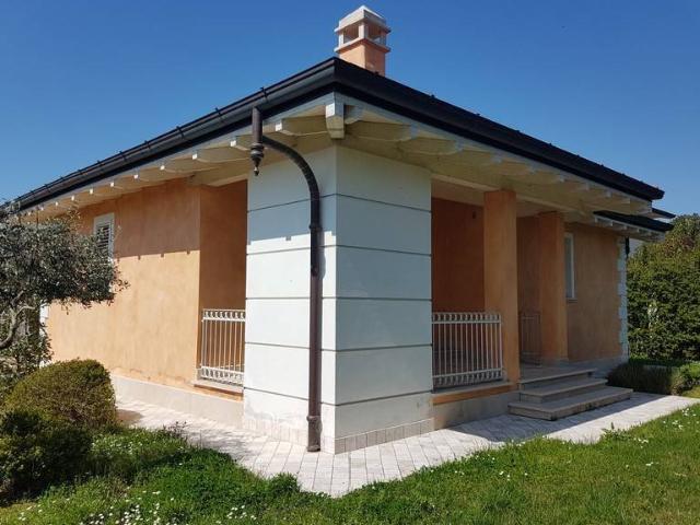 Appartamento in vendita a Camaiore LU