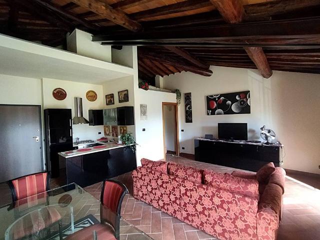 Appartamento in vendita a Camaiore LU
