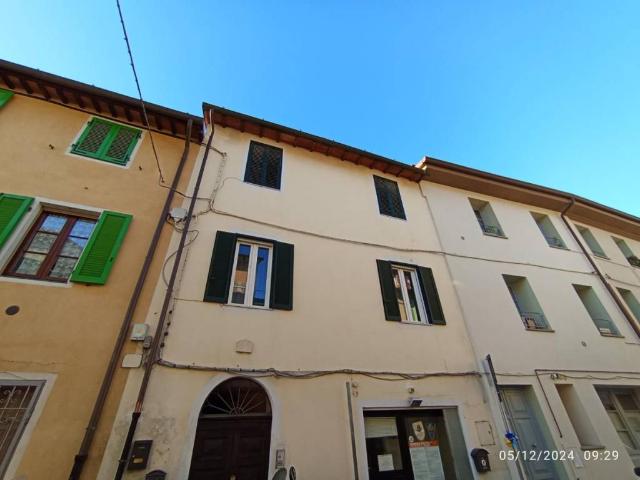 Appartamento in vendita a Camaiore LU
