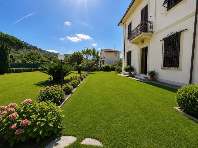 Appartamento in vendita a Camaiore