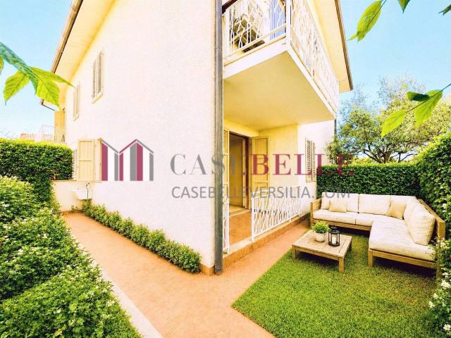 Appartamento in vendita a Camaiore