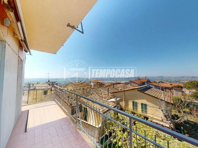 Appartamento in vendita a Camerano AN
