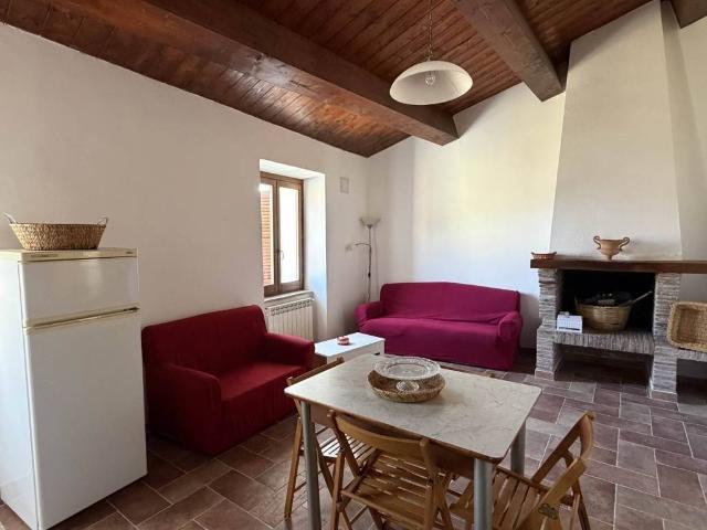 Appartamento in vendita a Camerino MC