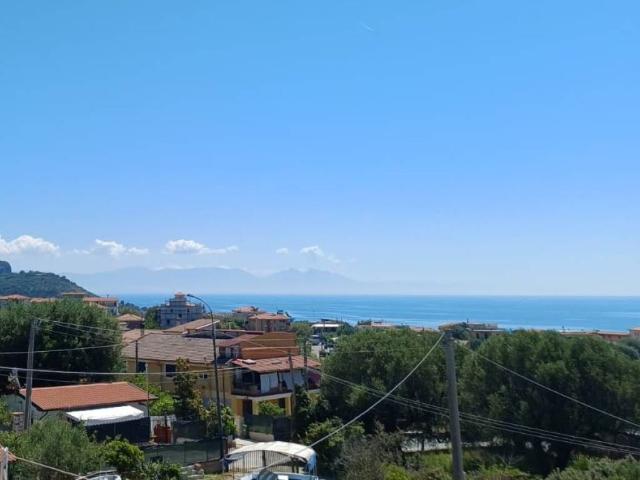 Appartamento in vendita a Camerota SA