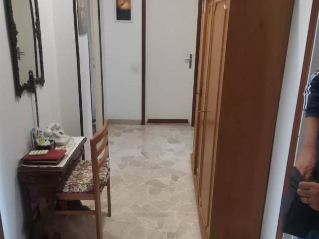 Appartamento in vendita a Campi Bisenzio FI