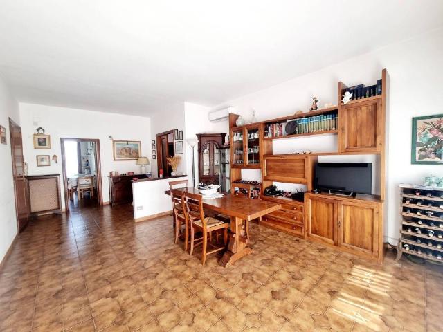 Appartamento in vendita a Campi Bisenzio FI