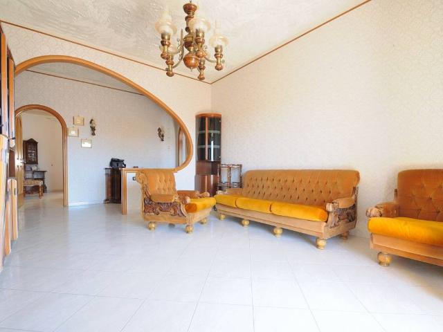 Appartamento in vendita a Campiglia Marittima LI