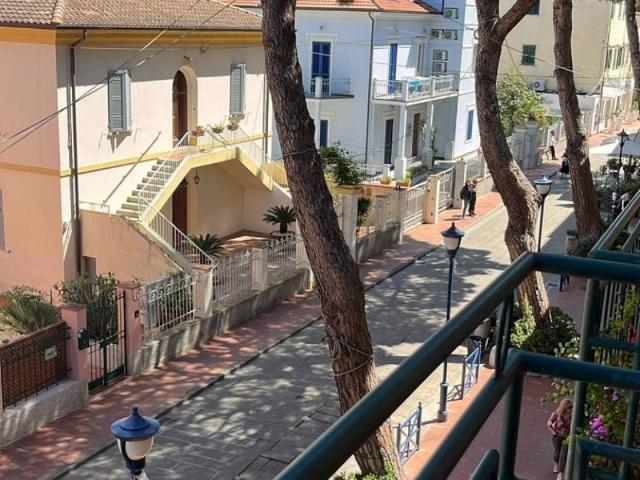 Appartamento in vendita a Campo nell'Elba LI
