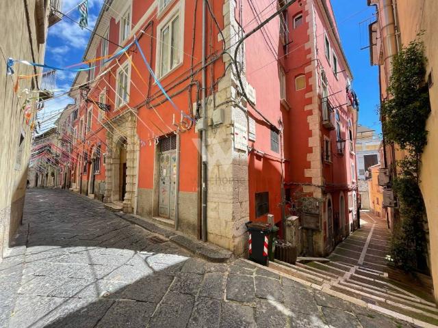 Appartamento in vendita a Campobasso CB