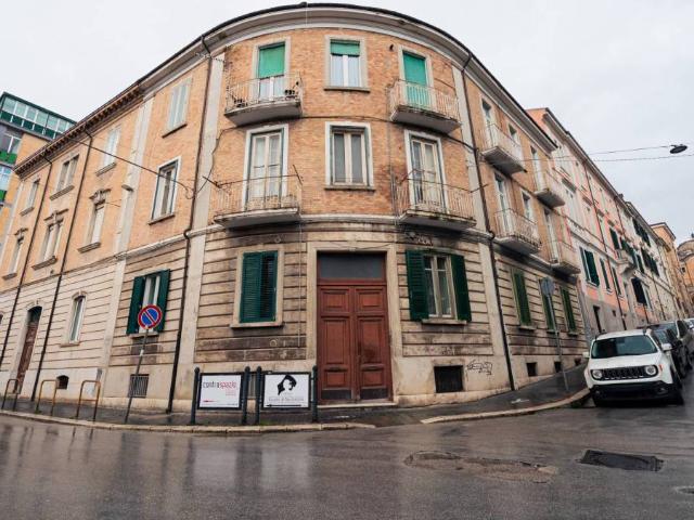 Appartamento in vendita a Campobasso CB