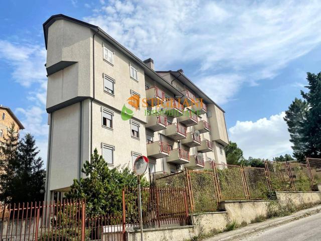 Appartamento in vendita a Campobasso, Via Q. Sella