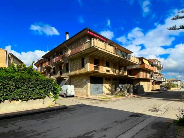 Appartamento in vendita a Campobello di Licata AG