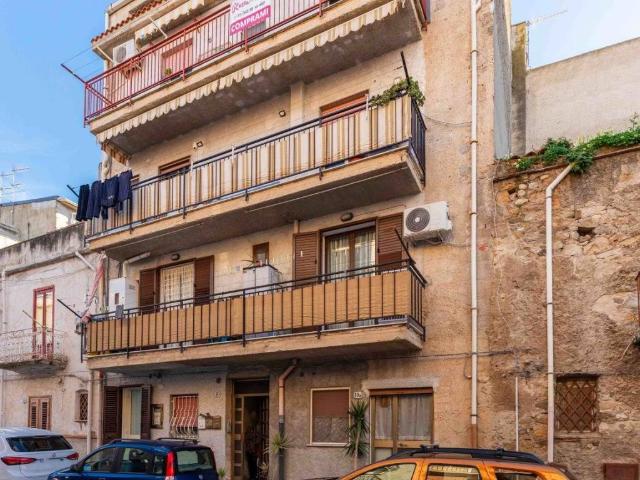 Appartamento in vendita a Campofelice di Roccella PA