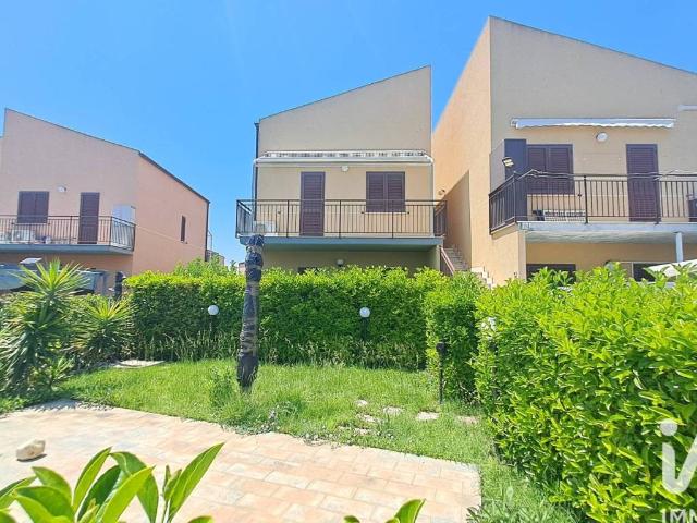 Appartamento in vendita a Campofelice di Roccella PA