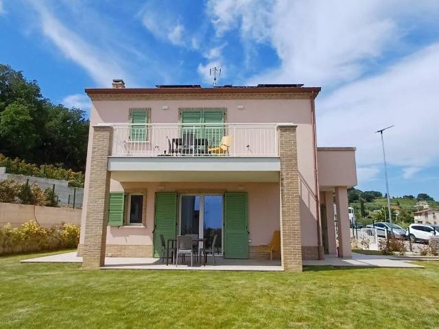 Appartamento in vendita a Campofilone FM