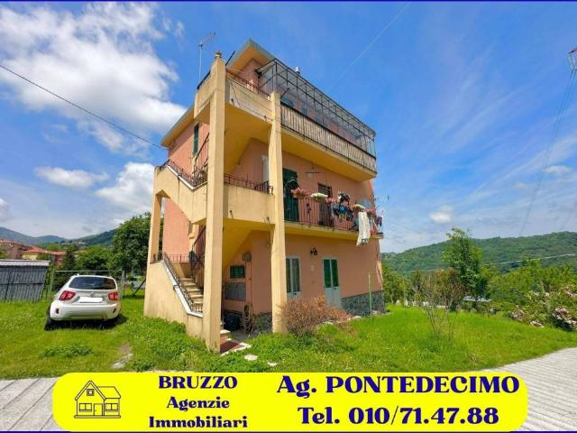Appartamento in vendita a Campomorone GE