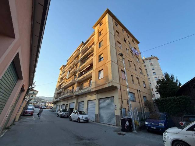 Appartamento in vendita a Campomorone GE