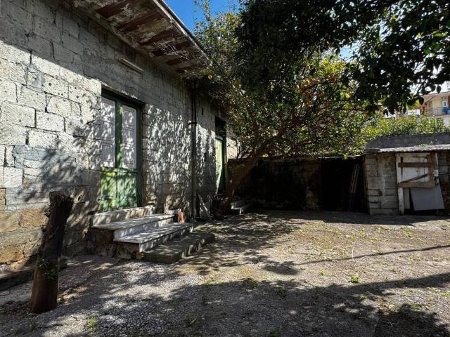 Appartamento in vendita a Camposano NA