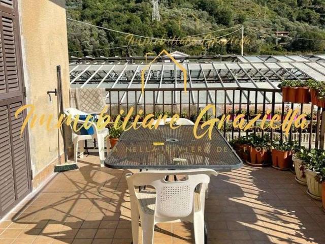 Appartamento in vendita a Camporosso IM