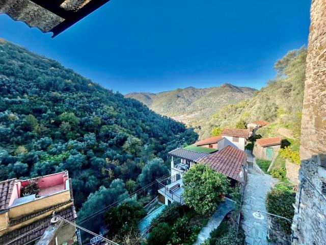 Appartamento in vendita a Camporosso IM